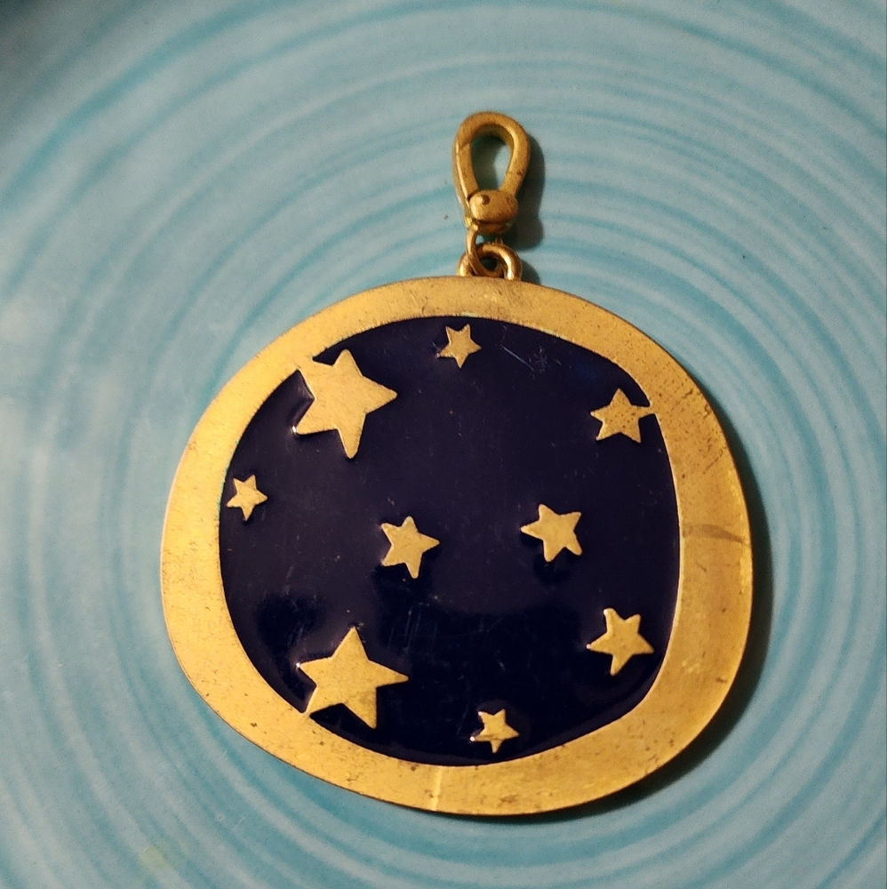 LARGE CHARM OR PENDANT